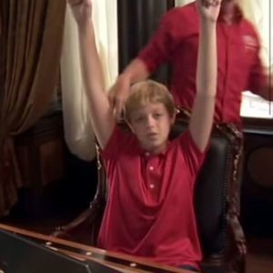 Meet your Posher, Bobby